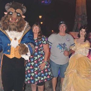 Meet your Posher, Lorraine